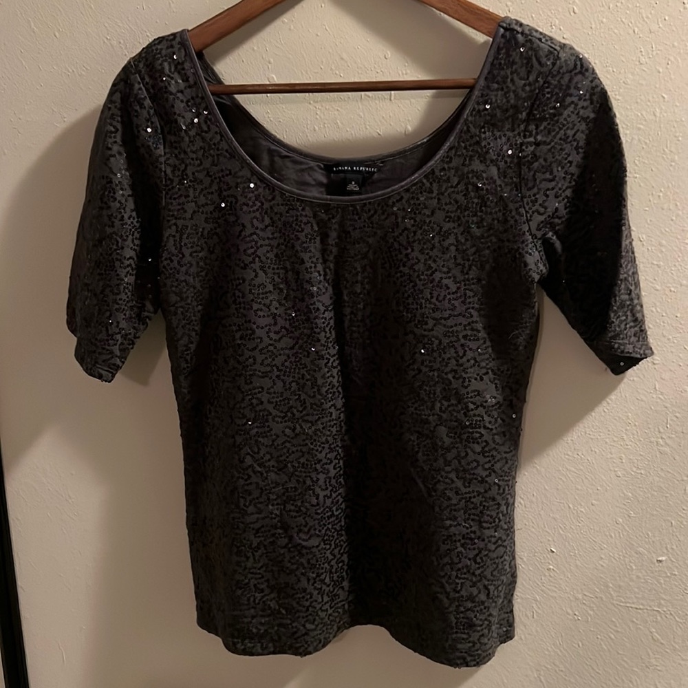 Grey Sequined Banana Republic Top Small